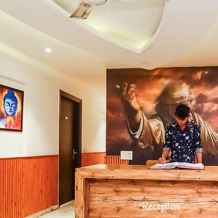 Hotel O Shri Sai Delhi  Bagian luar foto