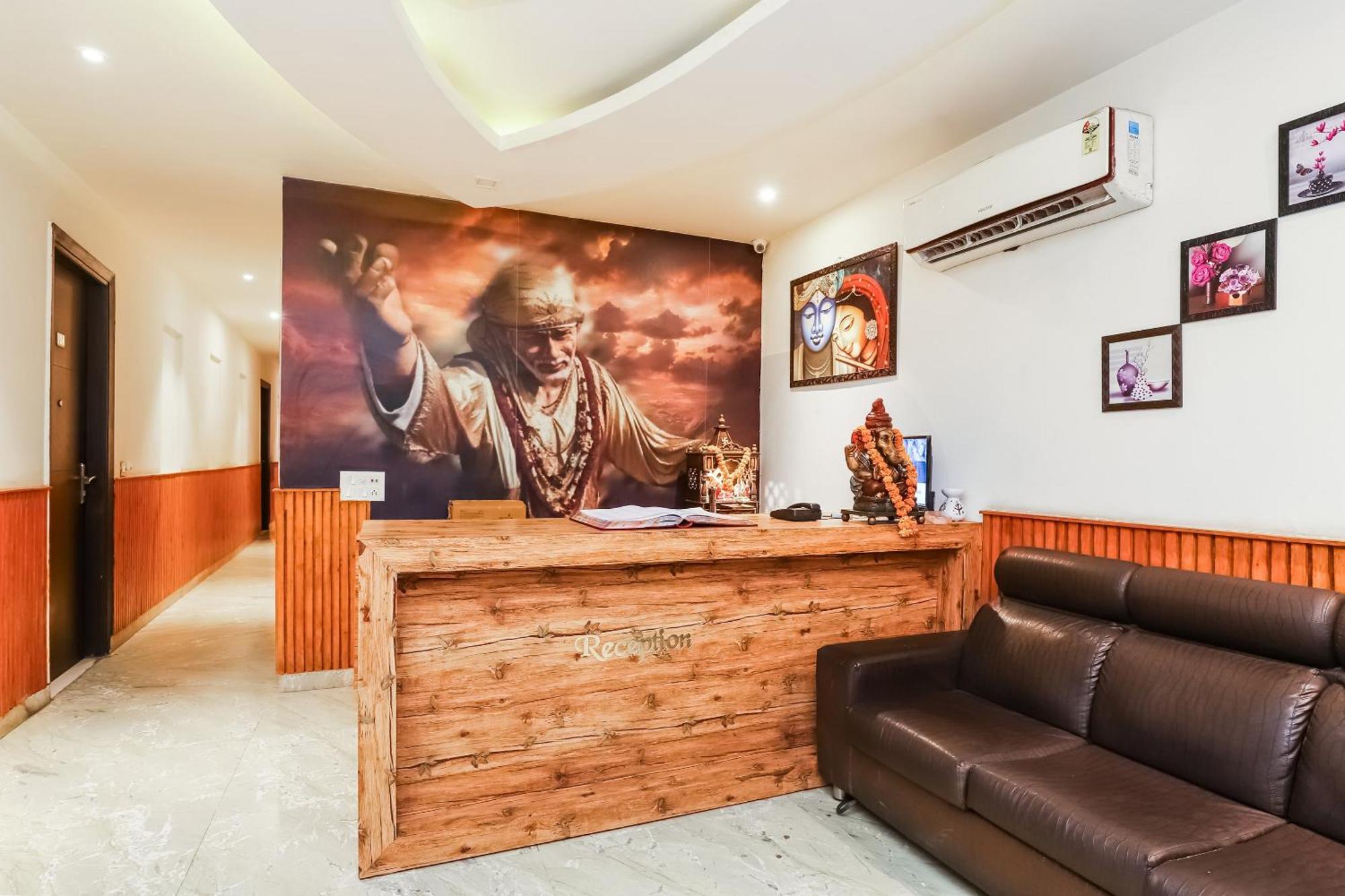 Hotel O Shri Sai Delhi  Bagian luar foto